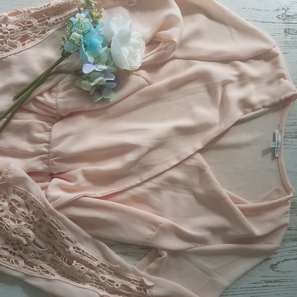 Charlotte Russe Blush Lace Romper - Picture 4 of 6